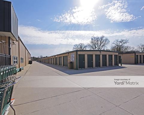 Source URL: https://cdnsc.rentcafe.com/dmslivecafe/3/1077940/1077940-1-5.jpg?width=-1&height=385&quality=80