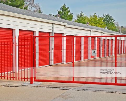 Source URL: https://cdnsc.rentcafe.com/dmslivecafe/3/1077943/1077943-1-3.jpg?width=-1&height=385&quality=80