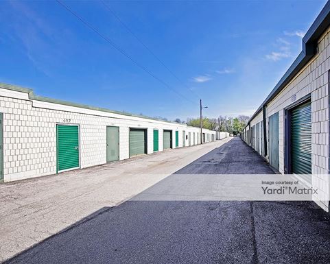 Source URL: https://cdnsc.rentcafe.com/dmslivecafe/3/1077947/1077947-1-3.jpg?width=-1&height=385&quality=80