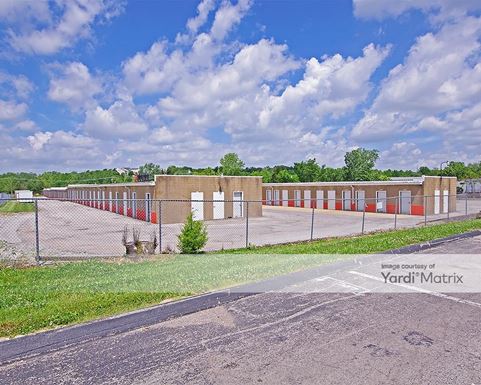 Source URL: https://cdnsc.rentcafe.com/dmslivecafe/3/1077948/1077948-1-5.jpg?width=-1&height=385&quality=80