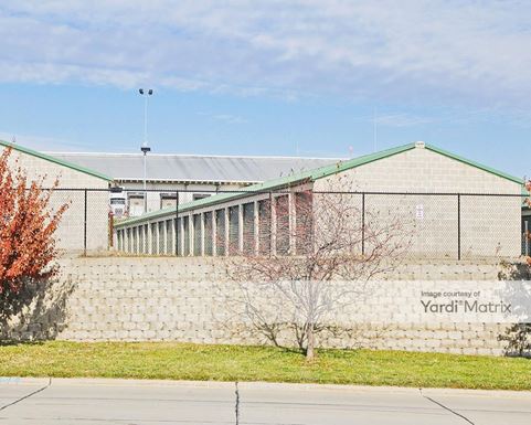 Source URL: https://cdnsc.rentcafe.com/dmslivecafe/3/1077967/1077967-1-3.jpg?width=-1&height=385&quality=80