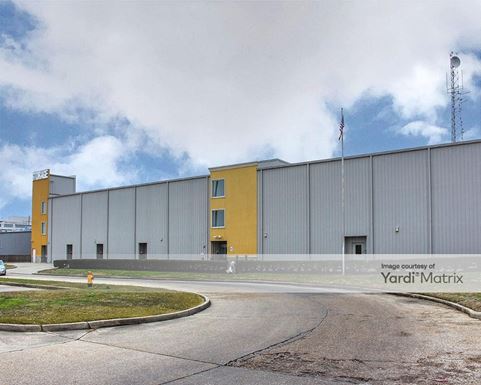 Source URL: https://cdnsc.rentcafe.com/dmslivecafe/3/1077972/1077972-1-2.jpg?width=-1&height=385&quality=80