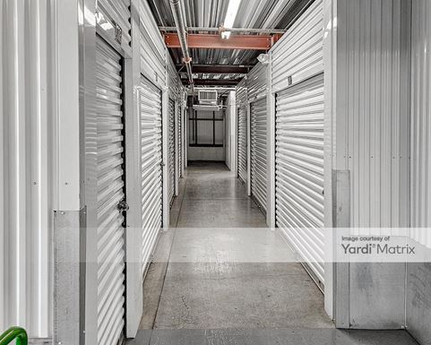 Source URL: https://cdnsc.rentcafe.com/dmslivecafe/3/1077979/1077979-1-2.jpg?width=-1&height=385&quality=80