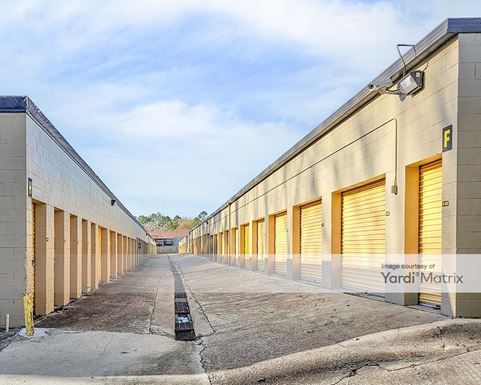 Source URL: https://cdnsc.rentcafe.com/dmslivecafe/3/1077985/1077985-1-3.jpg?width=-1&height=385&quality=80