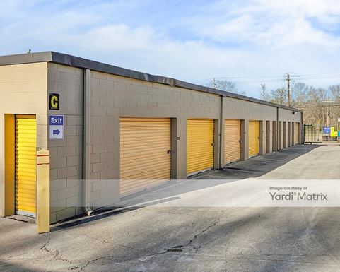 Source URL: https://cdnsc.rentcafe.com/dmslivecafe/3/1077985/1077985-1-5.jpg?width=-1&height=385&quality=80