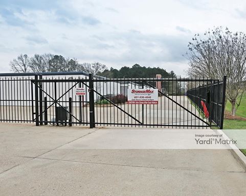 Source URL: https://cdnsc.rentcafe.com/dmslivecafe/3/1077987/1077987-1-2.jpg?width=-1&height=385&quality=80