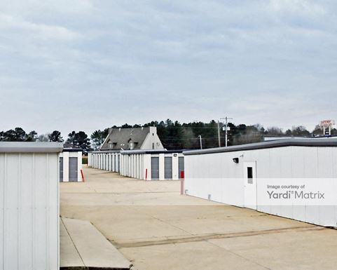 Source URL: https://cdnsc.rentcafe.com/dmslivecafe/3/1077987/1077987-1-3.jpg?width=-1&height=385&quality=80