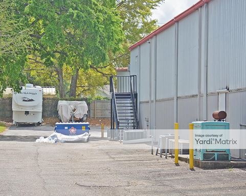 Source URL: https://cdnsc.rentcafe.com/dmslivecafe/3/1077999/1077999-1-4.jpg?width=-1&height=385&quality=80