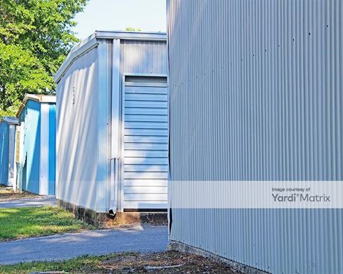Source URL: https://cdnsc.rentcafe.com/dmslivecafe/3/1078000/1078000-1-4.jpg?width=-1&height=385&quality=80