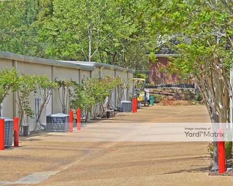 Source URL: https://cdnsc.rentcafe.com/dmslivecafe/3/1078001/1078001-1-4.jpg?width=-1&height=385&quality=80