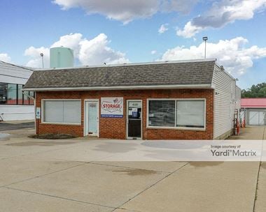 Storage Units for Rent available at 4133 State Road, Cuyahoga Falls, OH 44223