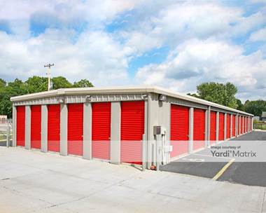 Storage Units for Rent available at 1350 Orlen Avenue, Cuyahoga Falls, OH 44221