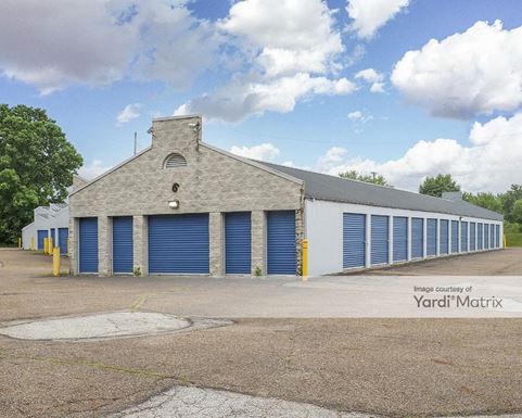 Source URL: https://cdnsc.rentcafe.com/dmslivecafe/3/1078045/1078045-1-5.jpg?width=-1&height=385&quality=80