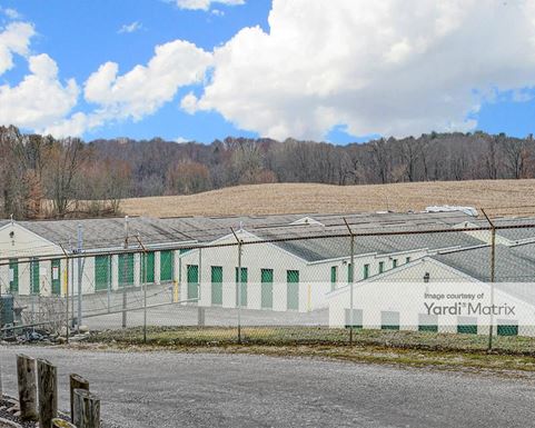 Source URL: https://cdnsc.rentcafe.com/dmslivecafe/3/1078067/1078067-1-2.jpg?width=-1&height=385&quality=80