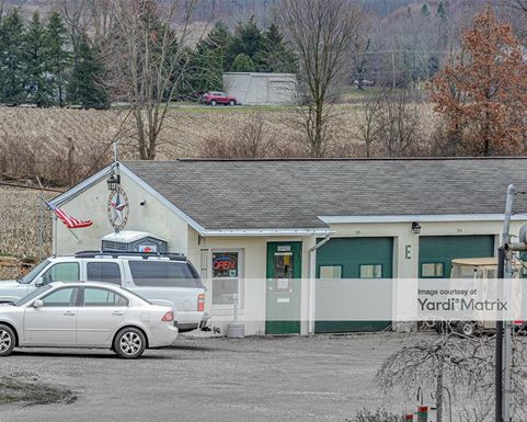 Source URL: https://cdnsc.rentcafe.com/dmslivecafe/3/1078067/1078067-1-3.jpg?width=-1&height=385&quality=80