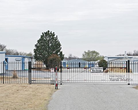 Source URL: https://cdnsc.rentcafe.com/dmslivecafe/3/1078093/1078093-1-2.jpg?width=-1&height=385&quality=80