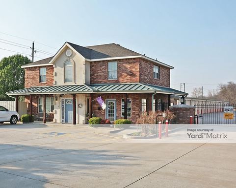 Source URL: https://cdnsc.rentcafe.com/dmslivecafe/3/1078111/1078111-1-1.jpg?width=-1&height=385&quality=80