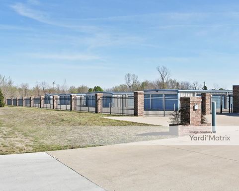 Source URL: https://cdnsc.rentcafe.com/dmslivecafe/3/1078124/1078124-1-5.jpg?width=-1&height=385&quality=80