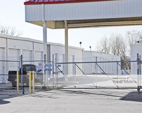 Source URL: https://cdnsc.rentcafe.com/dmslivecafe/3/1078147/1078147-1-2.jpg?width=-1&height=385&quality=80