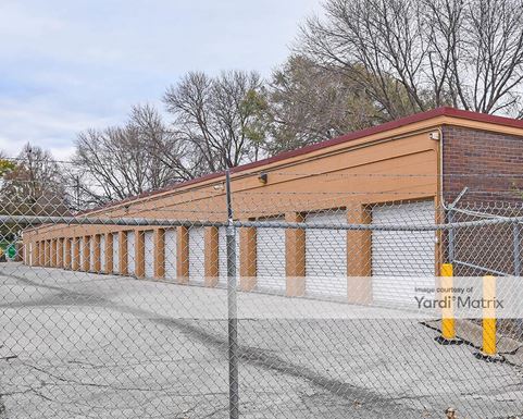 Source URL: https://cdnsc.rentcafe.com/dmslivecafe/3/1078155/1078155-1-2.jpg?width=-1&height=385&quality=80