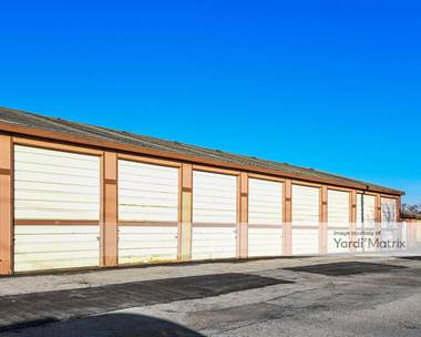 Storage Units for Rent available at 2406 Avenue L, Council Bluffs, IA 51501