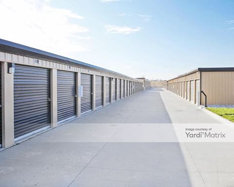 Source URL: https://cdnsc.rentcafe.com/dmslivecafe/3/1078161/1078161-1-5.jpg?width=-1&height=385&quality=80