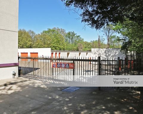 Source URL: https://cdnsc.rentcafe.com/dmslivecafe/3/1078166/1078166-1-2.jpg?width=-1&height=385&quality=80