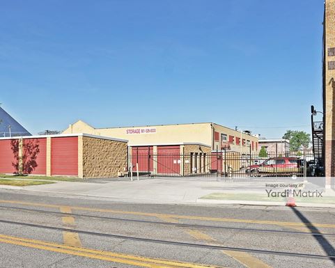 Source URL: https://cdnsc.rentcafe.com/dmslivecafe/3/1078167/1078167-1-3.jpg?width=-1&height=385&quality=80