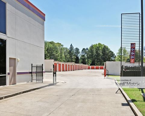 Source URL: https://cdnsc.rentcafe.com/dmslivecafe/3/1078168/1078168-1-3.jpg?width=-1&height=385&quality=80