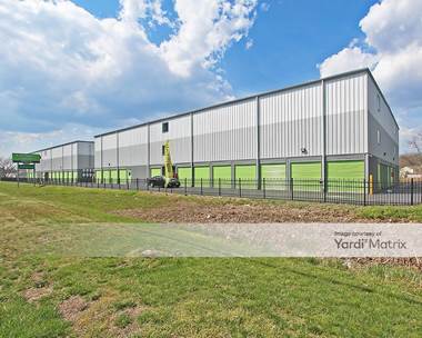 Storage Units for Rent available at 3200 NJ-37, Toms River, NJ 08753