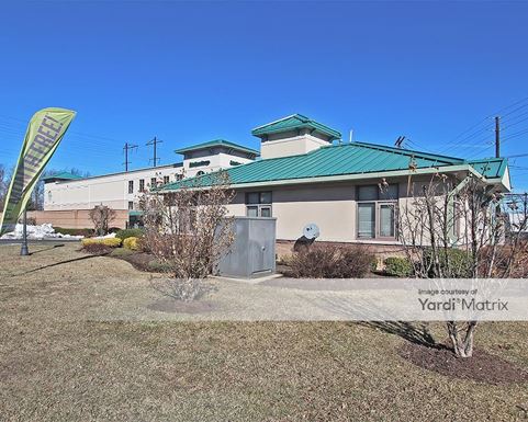 Source URL: https://cdnsc.rentcafe.com/dmslivecafe/3/1078220/1078220-1-3.jpg?width=-1&height=385&quality=80