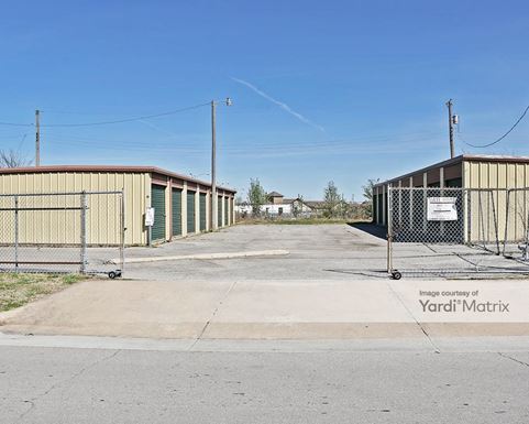 Source URL: https://cdnsc.rentcafe.com/dmslivecafe/3/1078222/1078222-1-2.jpg?width=-1&height=385&quality=80