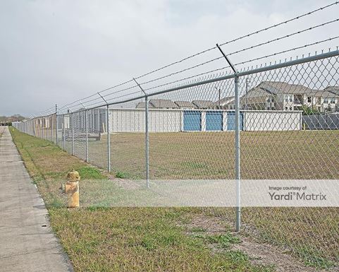 Source URL: https://cdnsc.rentcafe.com/dmslivecafe/3/1078237/1078237-1-5.jpg?width=-1&height=385&quality=80