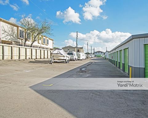 Source URL: https://cdnsc.rentcafe.com/dmslivecafe/3/1078252/1078252-1-4.jpg?width=-1&height=385&quality=80