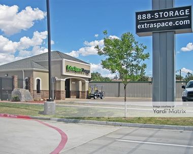 Storage Units for Rent available at 2504 North Loop 250 West, Midland, TX 79707