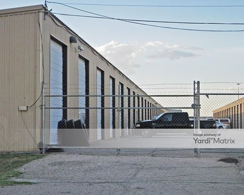 Source URL: https://cdnsc.rentcafe.com/dmslivecafe/3/1078272/1078272-1-5.jpg?width=-1&height=385&quality=80