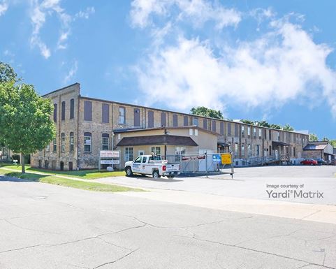 Source URL: https://cdnsc.rentcafe.com/dmslivecafe/3/1078298/1078298-1-2.jpg?width=-1&height=385&quality=80