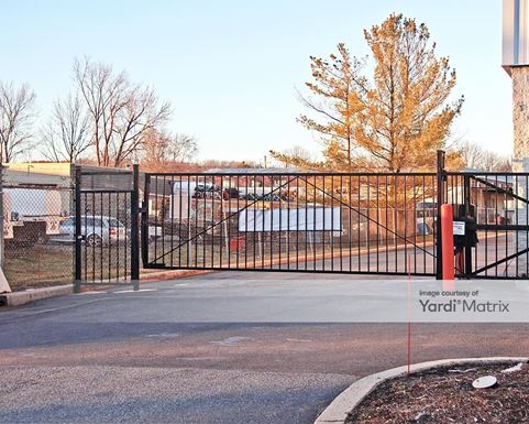 Source URL: https://cdnsc.rentcafe.com/dmslivecafe/3/1078308/1078308-1-4.jpg?width=-1&height=385&quality=80