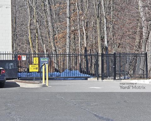 Source URL: https://cdnsc.rentcafe.com/dmslivecafe/3/1078314/1078314-1-4.jpg?width=-1&height=385&quality=80