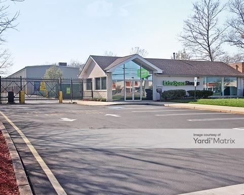 Source URL: https://cdnsc.rentcafe.com/dmslivecafe/3/1078318/1078318-1-2.jpg?width=-1&height=385&quality=80