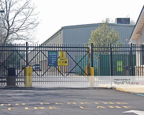 Source URL: https://cdnsc.rentcafe.com/dmslivecafe/3/1078318/1078318-1-3.jpg?width=-1&height=385&quality=80