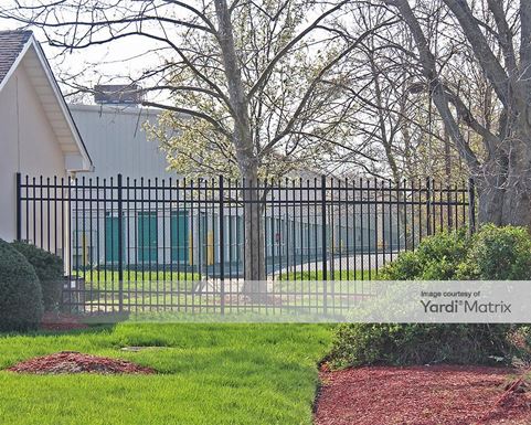 Source URL: https://cdnsc.rentcafe.com/dmslivecafe/3/1078318/1078318-1-4.jpg?width=-1&height=385&quality=80