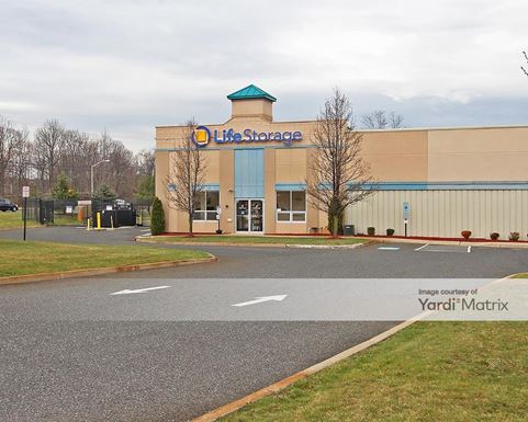 Source URL: https://cdnsc.rentcafe.com/dmslivecafe/3/1078319/1078319-1-2.jpg?width=-1&height=385&quality=80