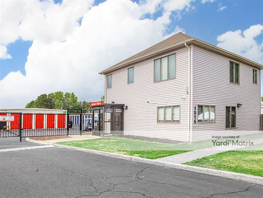 Source URL: https://cdnsc.rentcafe.com/dmslivecafe/3/1078322/1078322-1-6.jpg?width=-1&height=385&quality=80