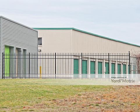 Source URL: https://cdnsc.rentcafe.com/dmslivecafe/3/1078327/1078327-1-5.jpg?width=-1&height=385&quality=80