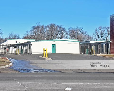 Source URL: https://cdnsc.rentcafe.com/dmslivecafe/3/1078329/1078329-1-2.jpg?width=-1&height=385&quality=80