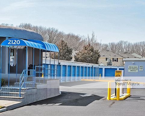 Source URL: https://cdnsc.rentcafe.com/dmslivecafe/3/1078330/1078330-1-3.jpg?width=-1&height=385&quality=80