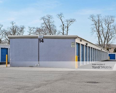 Source URL: https://cdnsc.rentcafe.com/dmslivecafe/3/1078330/1078330-1-6.jpg?width=-1&height=385&quality=80