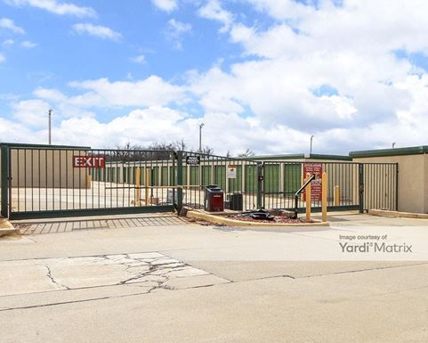 Source URL: https://cdnsc.rentcafe.com/dmslivecafe/3/1078341/1078341-1-4.jpg?width=-1&height=385&quality=80