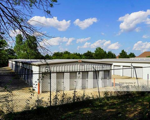 Source URL: https://cdnsc.rentcafe.com/dmslivecafe/3/1078346/1078346-1-4.jpg?width=-1&height=385&quality=80